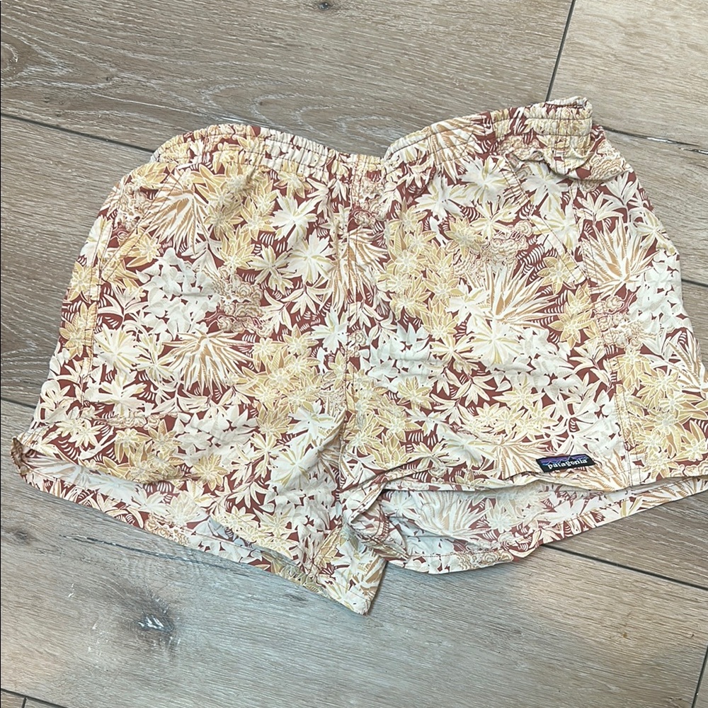Women's Patagonia Baggies - Floral Cream and Brown